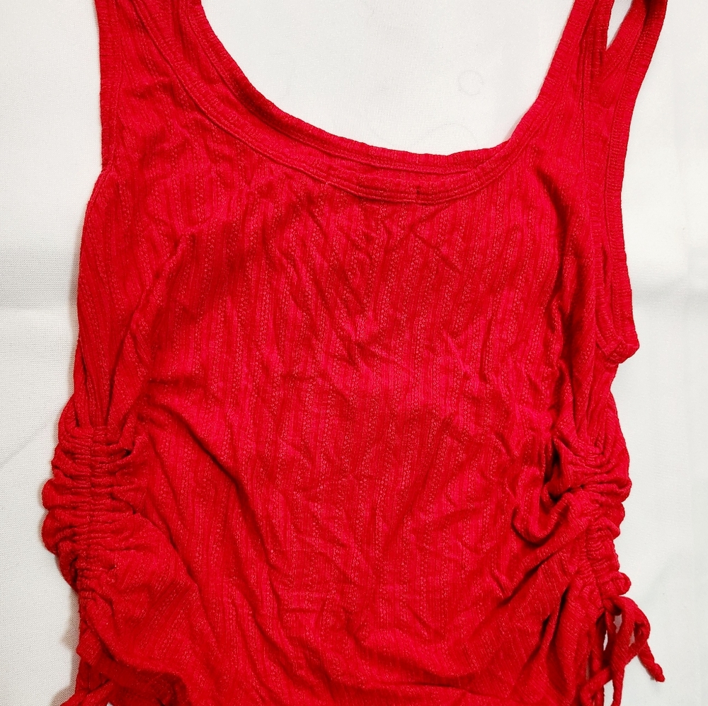 REBELLIOUS Dreamer Side-Ruched Tie Tank Top Juniors' M Red Crewneck Pullover - Picture 5 of 8